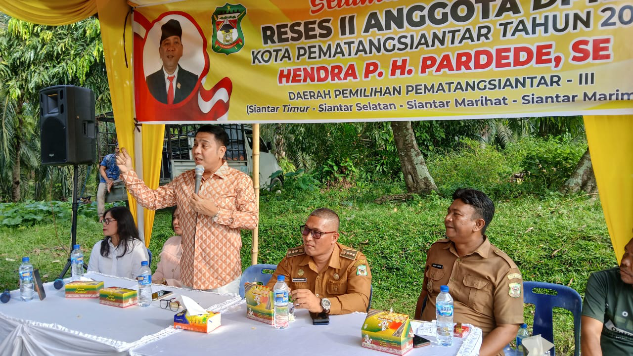 Reses di Mekar Nauli, Hendra Pardede Dengar Keluhan Warga yang Tak Dapat Bantuan Sosial