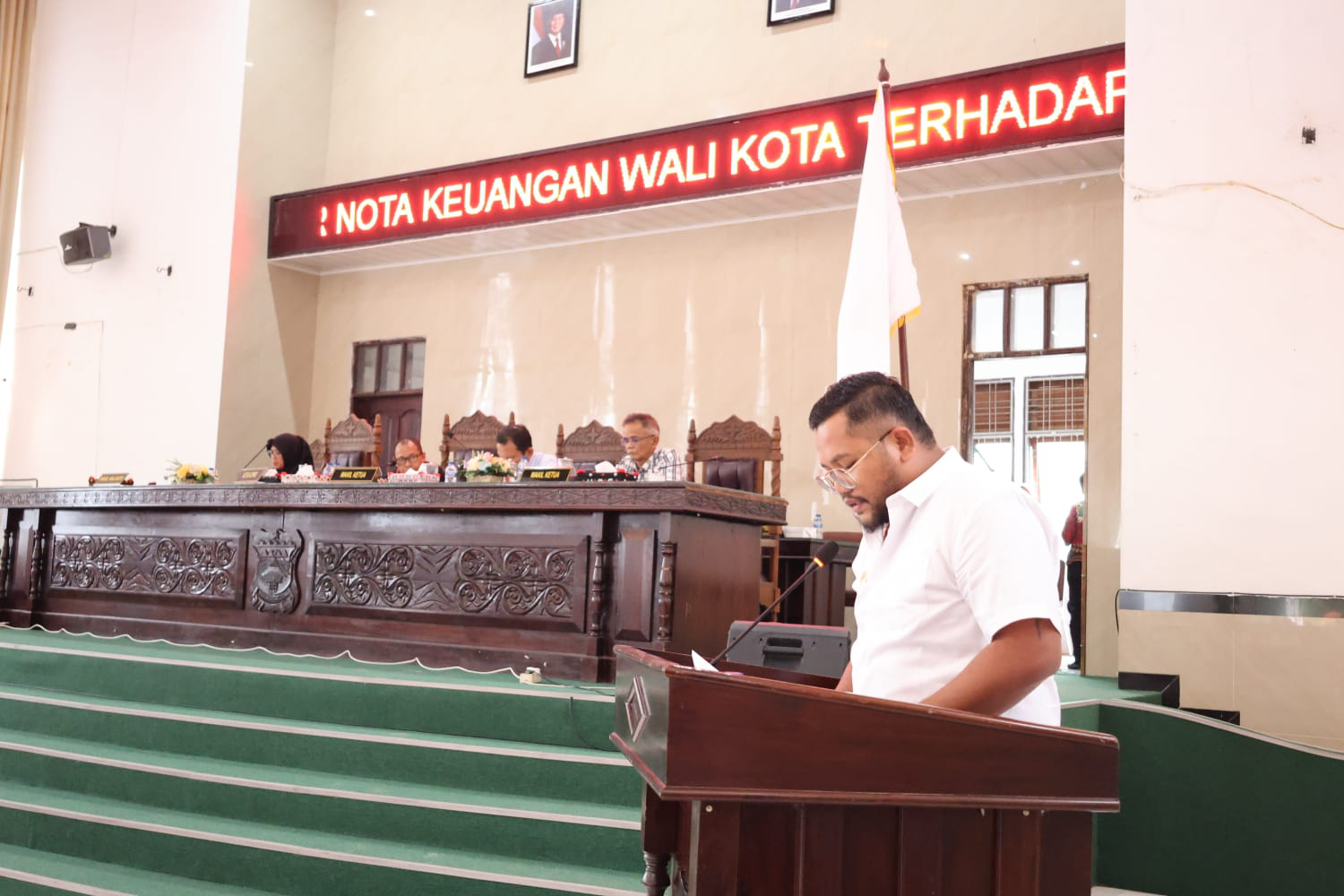 Fraksi PDI Perjuangan DPRD Siantar Tanggapi Pengantar Nota Keuangan Wali Kota atas R-APBD TA 2026