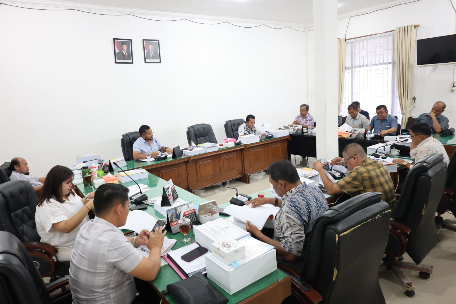 Komisi III DPRD Siantar Rapat Bersama Dinas PUTR Bahas Rancangan Anggaran Tahun 2026