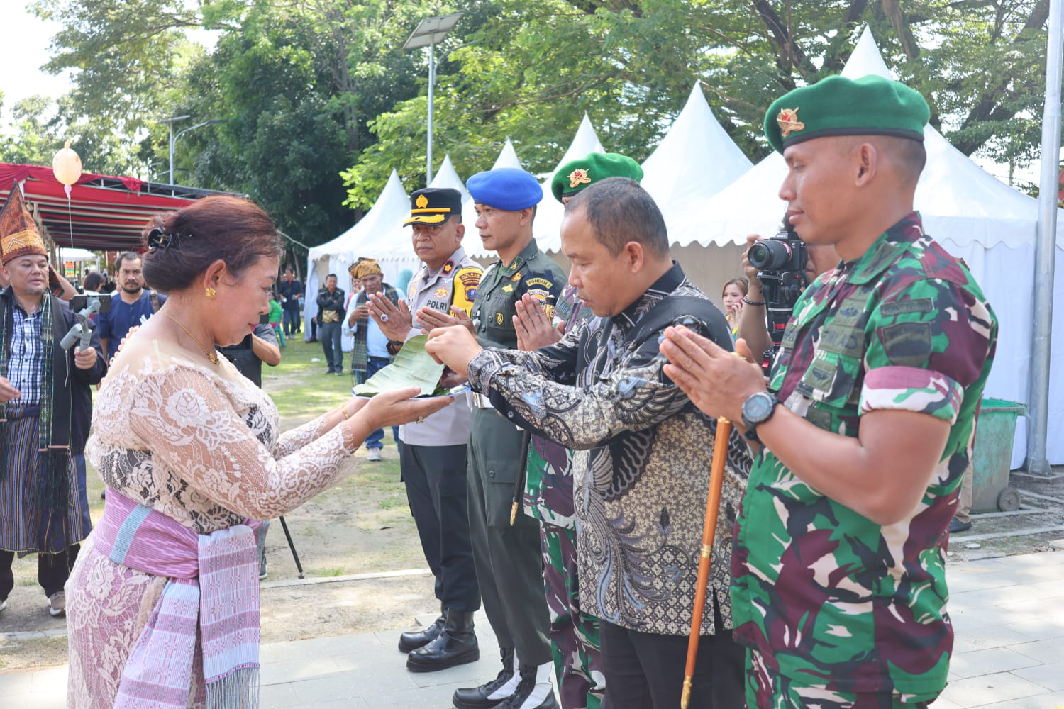 Ketua DPRD Siantar Hadiri Pelantikan Pengurus Tumpuan Damanik Boru Panogolan Siantar-Simalungun